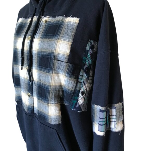 Grunge Patchwork Hoodie, XL: Upcycled Oversized Navy Sweatshirt, Campus Style - Picture 9 of 11